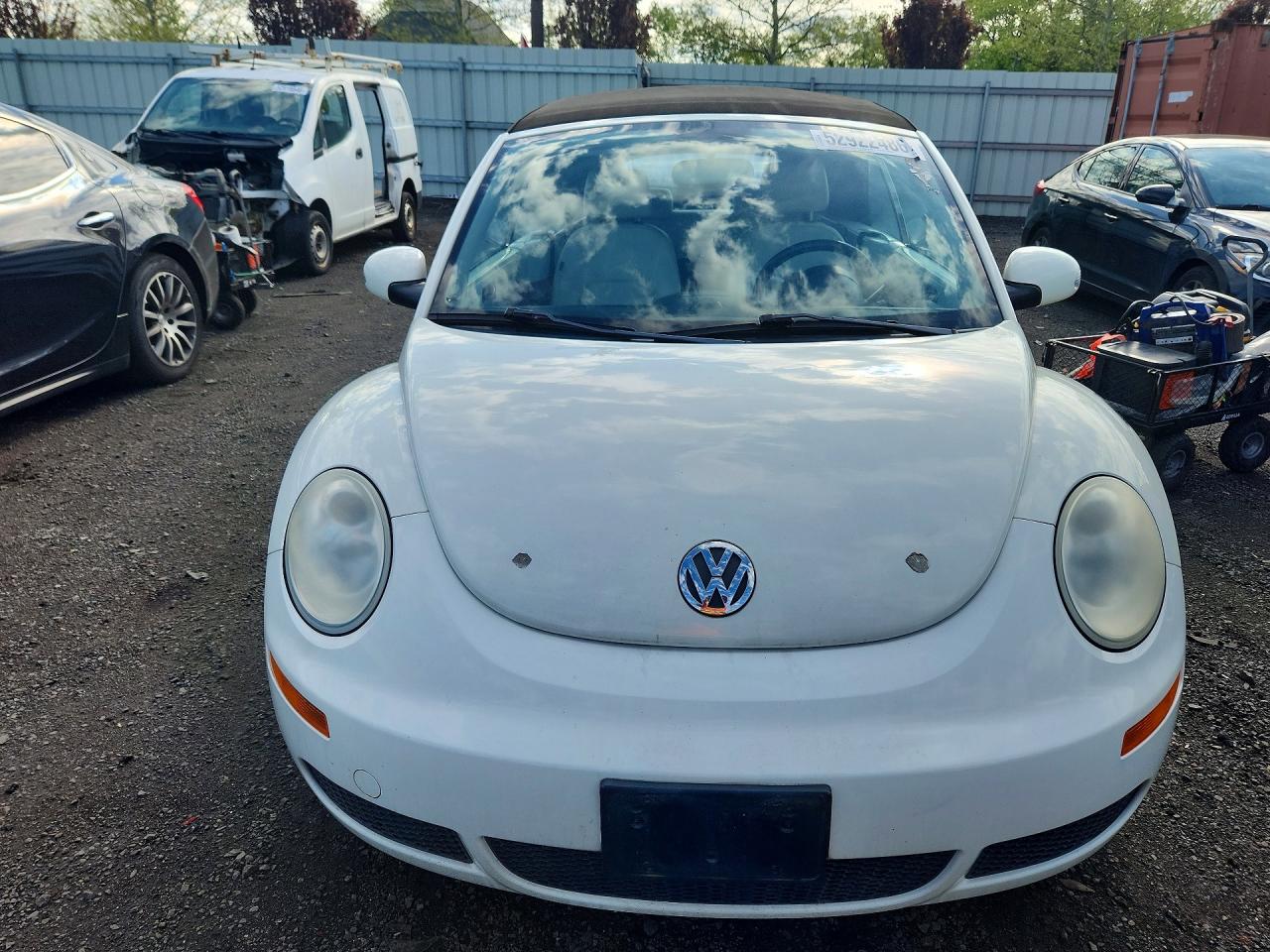 2007 Volkswagen Beetle VIN 3VWFF31Y77M411284 photo 5