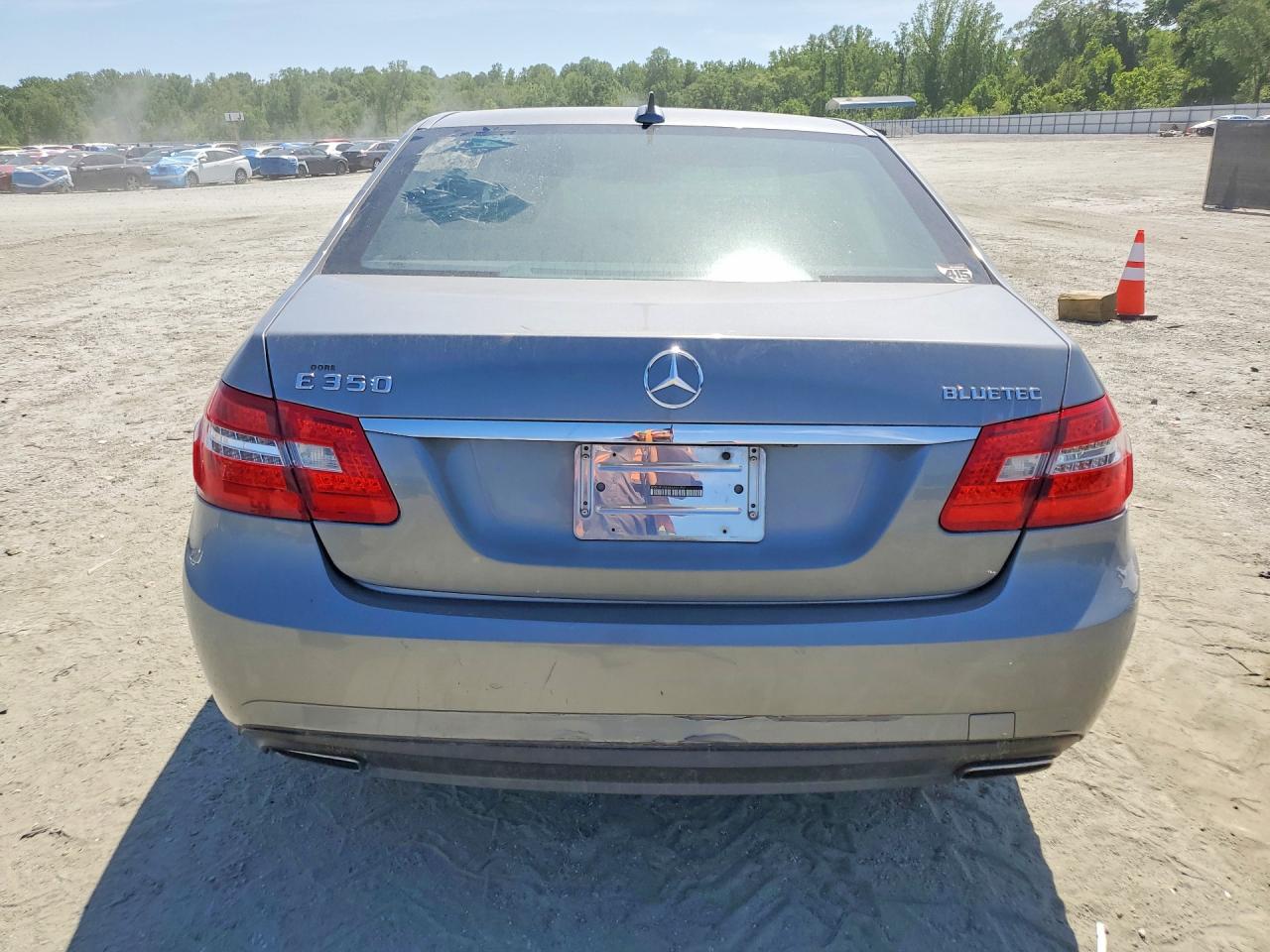 2011 Mercedes-Benz E-class VIN WDDHF2EBXBA451057 photo 6