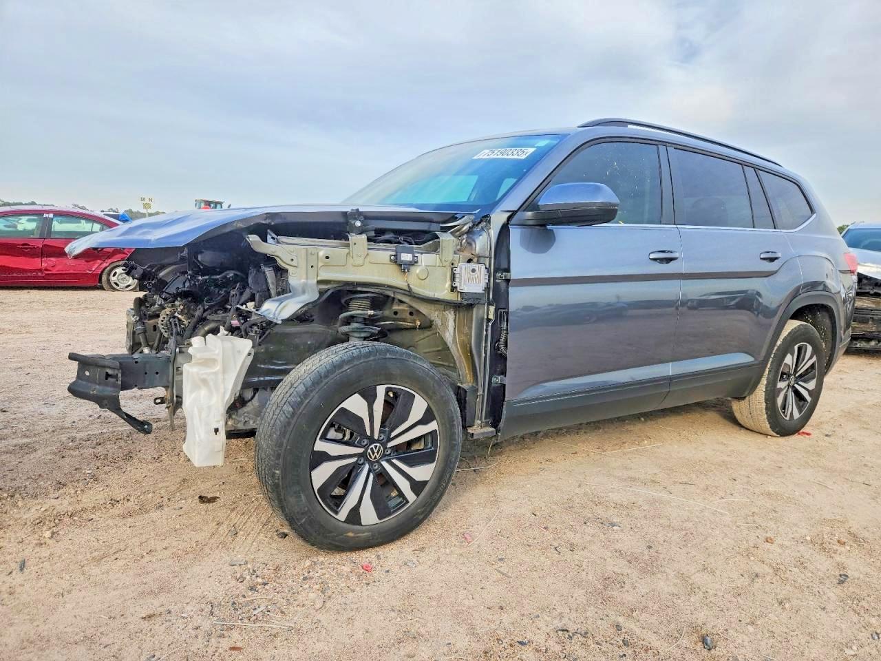 2024 Volkswagen Atlas VIN 1V2DR2CA6RC543368 photo 2