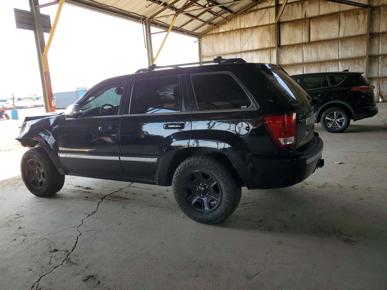 2006 Jeep Cherokee VIN 1J8HS68286C251774 photo 2