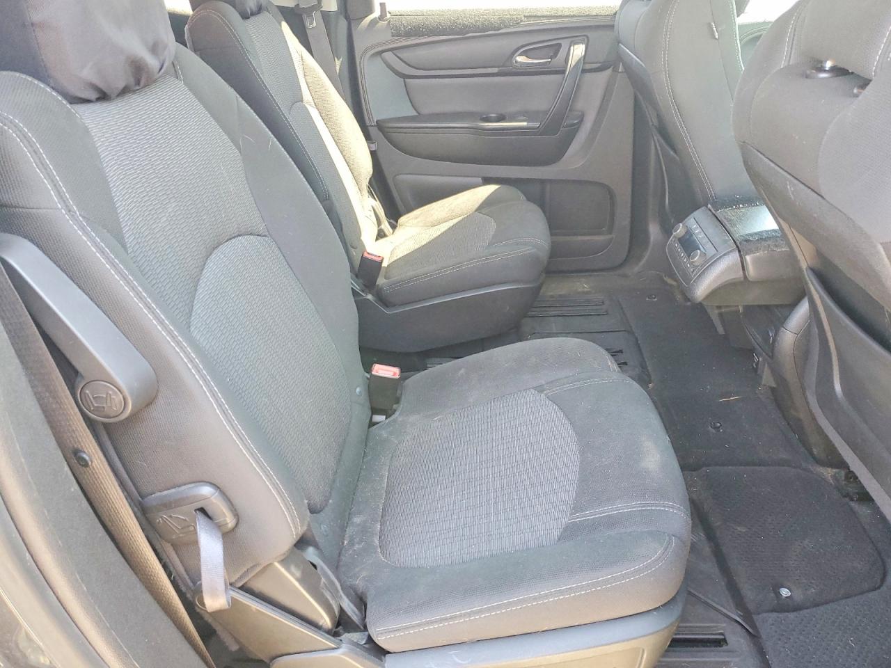 2014 Chevrolet Traverse VIN 1GNKRHKD1EJ113400 photo 11