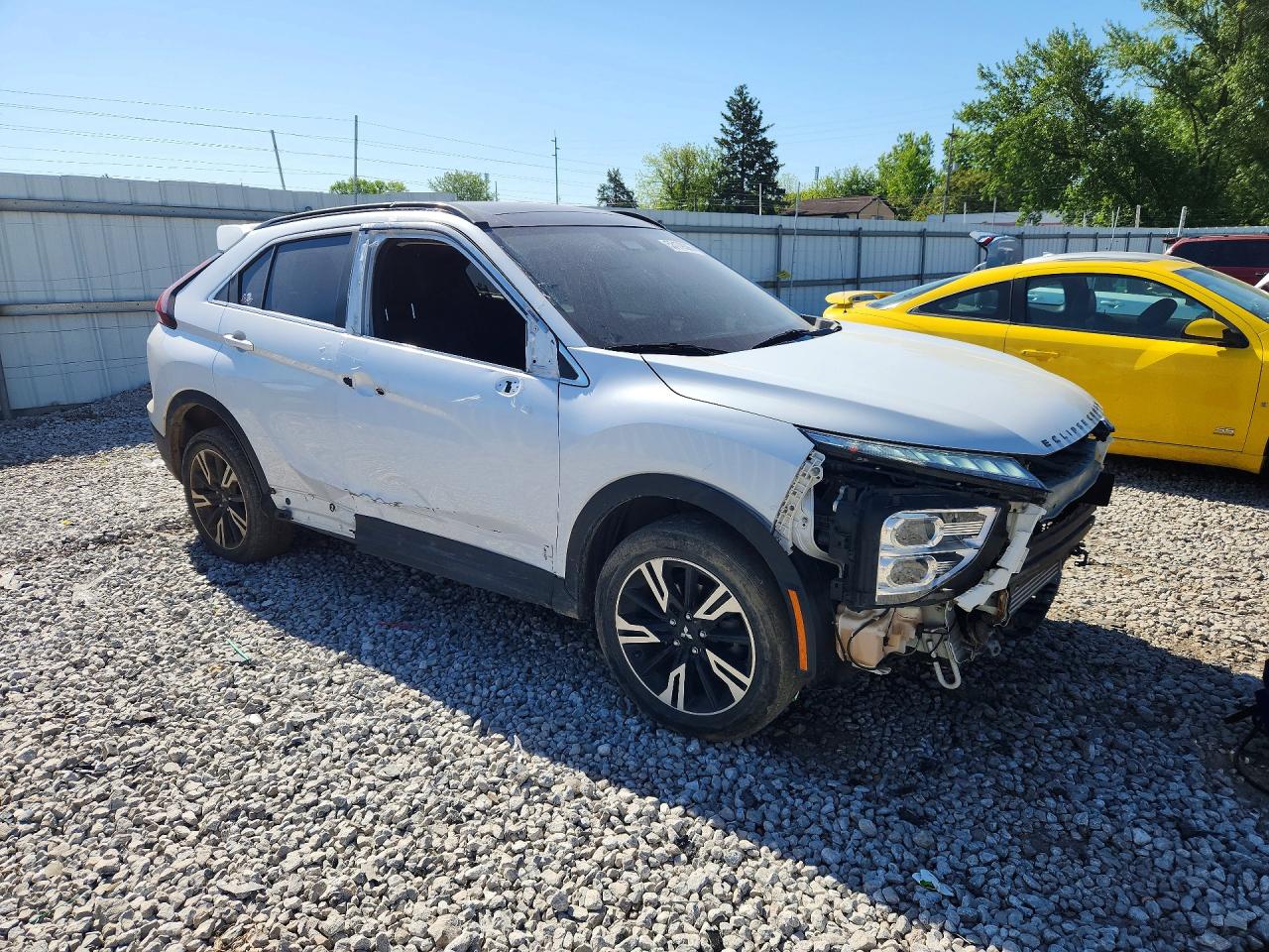 2023 Mitsubishi ECLIPSE VIN JA4ATWAA1PZ046443 photo 4