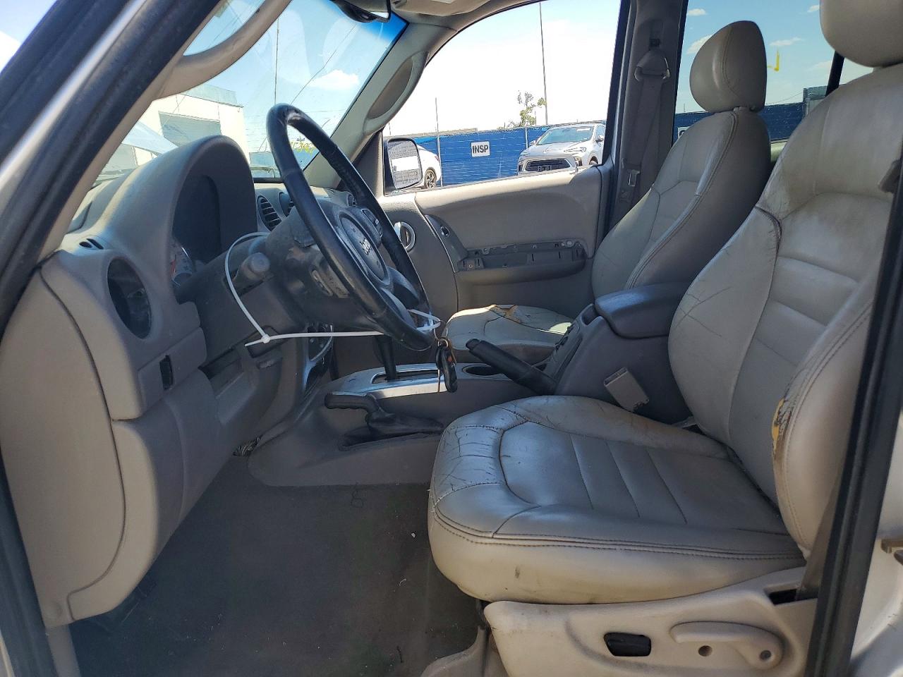 2003 Jeep Liberty VIN 1J4GL38K83W515479 photo 7