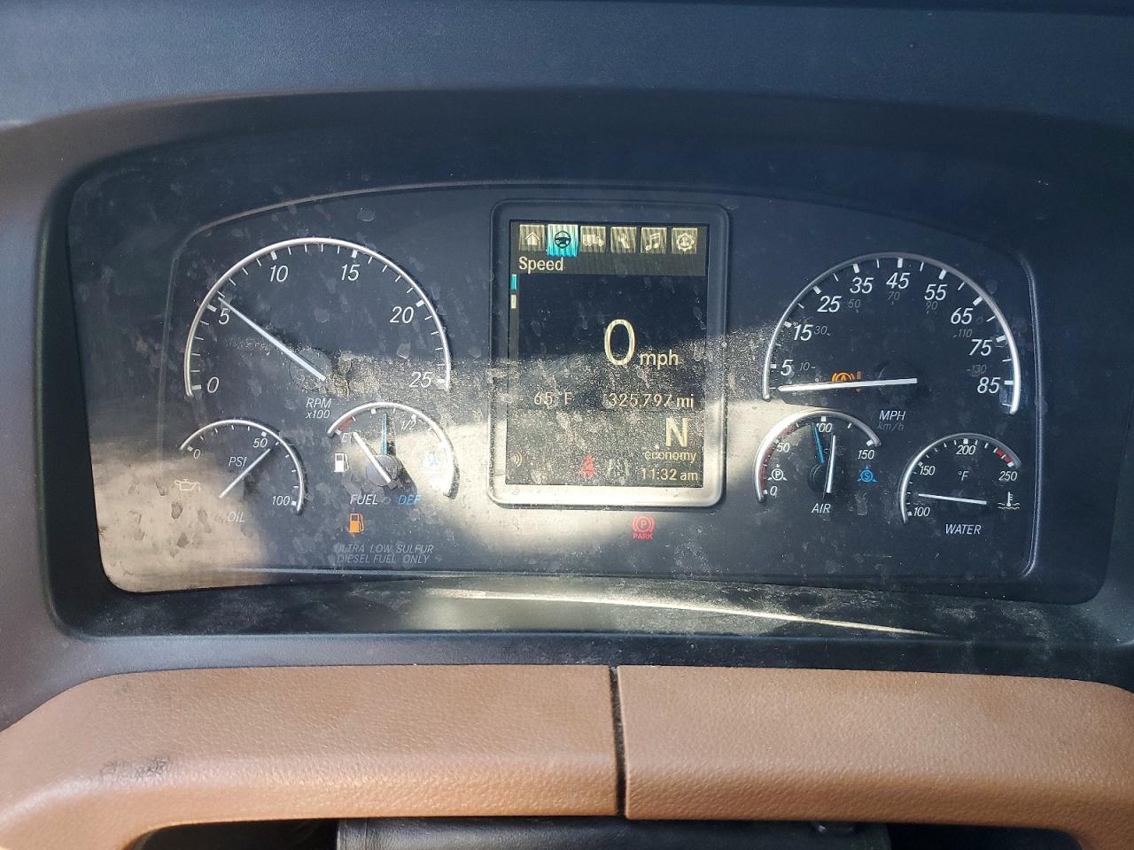 2019 FREIGLINER All other VIN 3AKJHHDR8KSGC6008 photo 8
