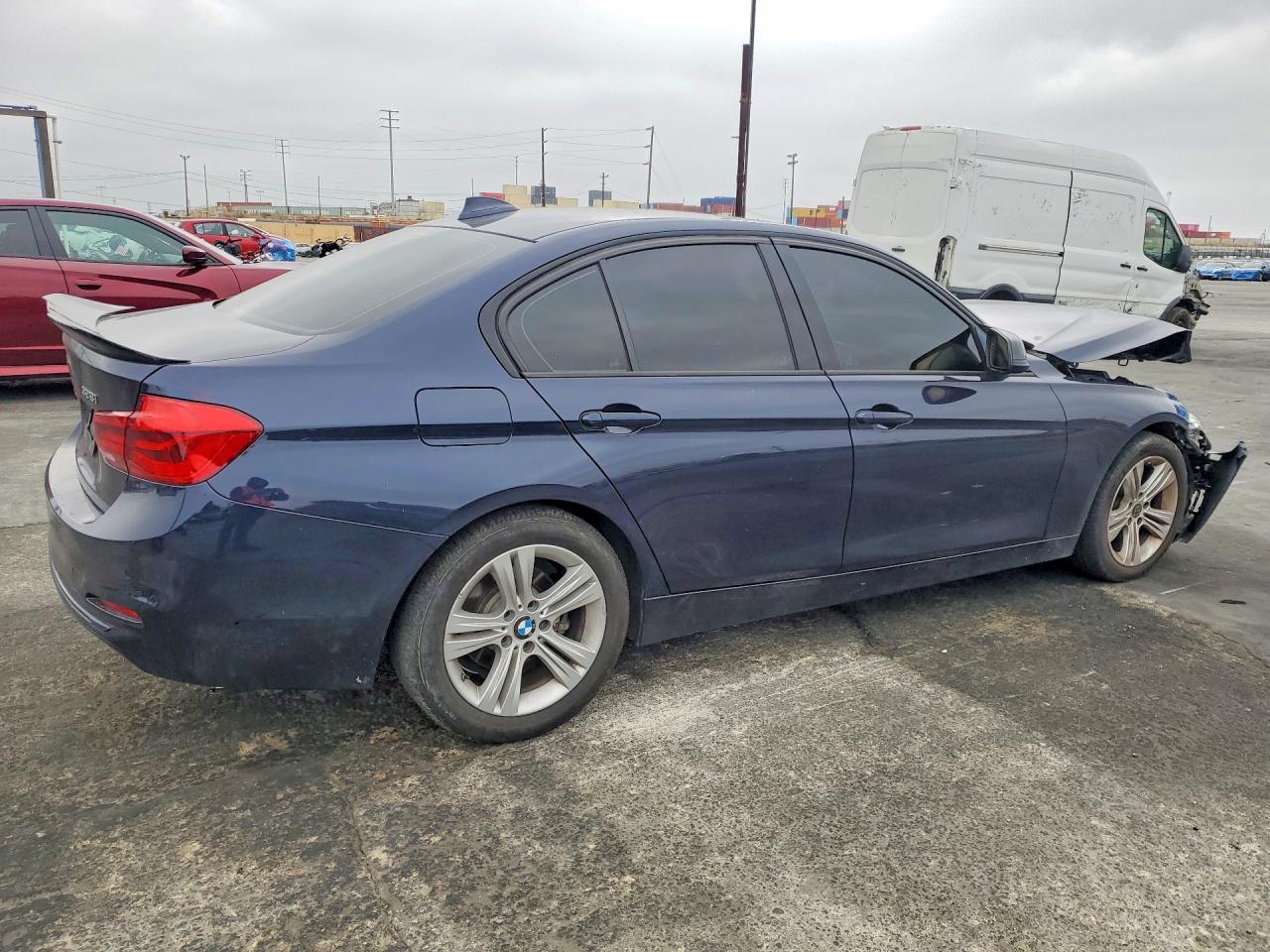 2016 BMW 3 series VIN WBA8E9G51GNT85461 photo 3