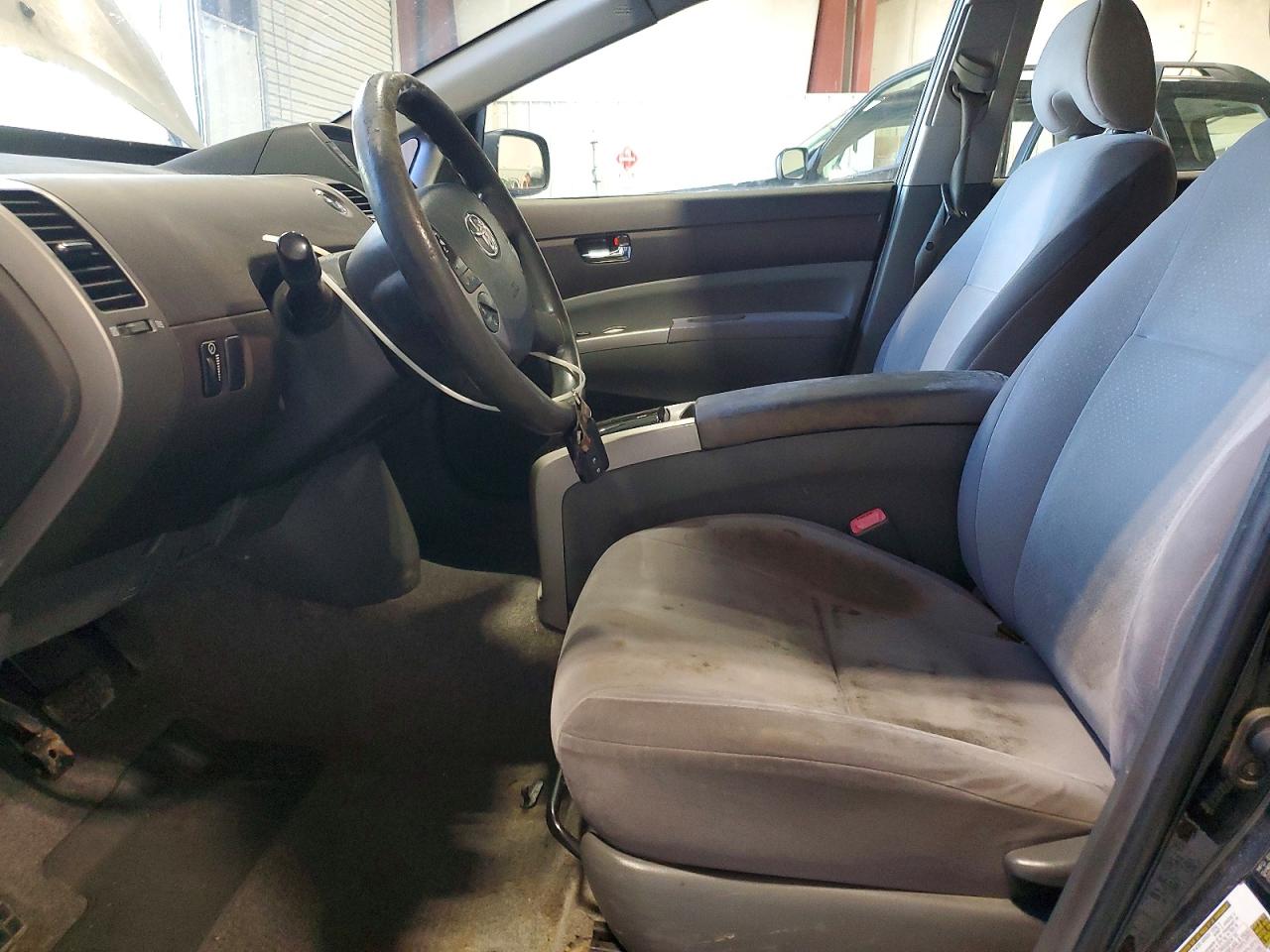2004 Toyota Prius VIN JTDKB20U740007597 photo 7
