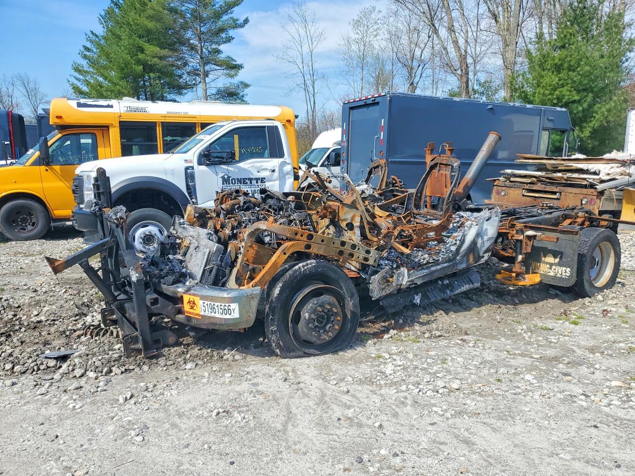 2020 Ford F550 VIN 1FDUF5HT7LDA04163 photo 1