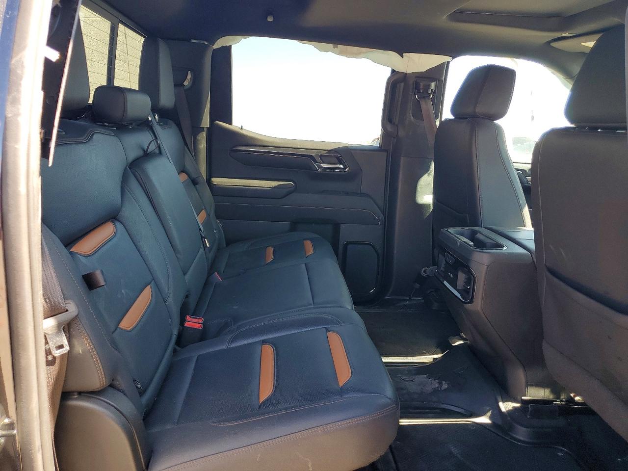 2023 GMC SIERRA VIN 1GTUUEE88PZ213852 photo 10