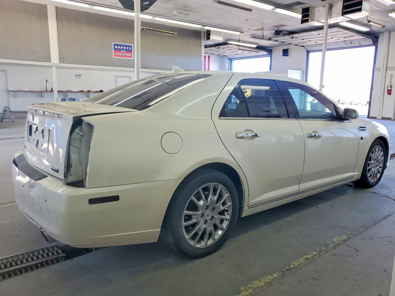 2011 Cadillac Sts VIN 1G6DX6ED3B0102099 photo 3