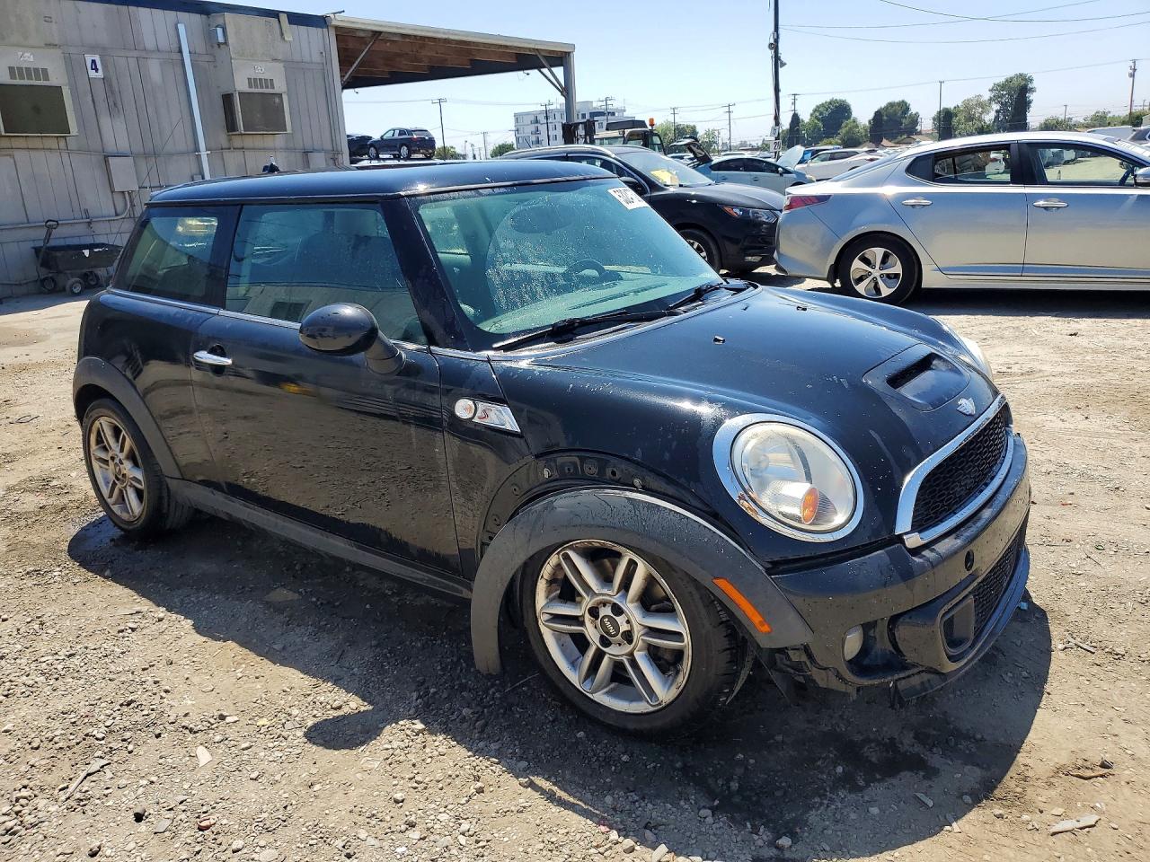 2012 Mini Cooper VIN WMWSV3C52CTY16436 photo 4