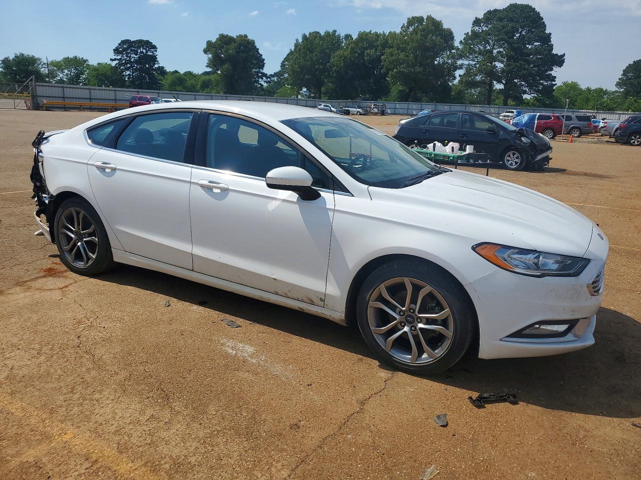2017 Ford Fusion VIN 3FA6P0G73HR221179 photo 4