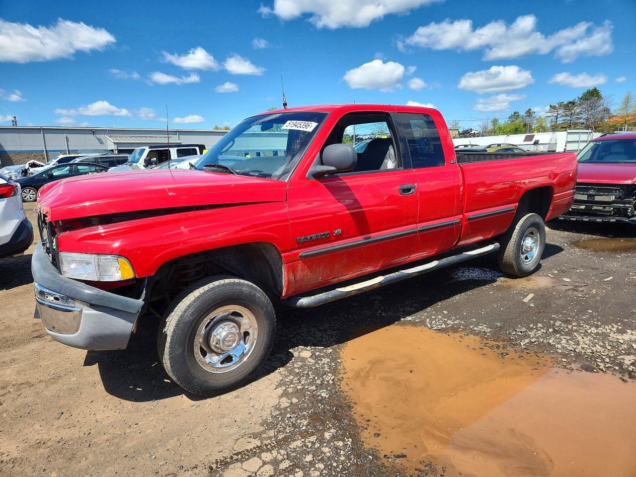 1999 Dodge Ram 2500 VIN 1B7KF23Z6XJ517322 photo 1