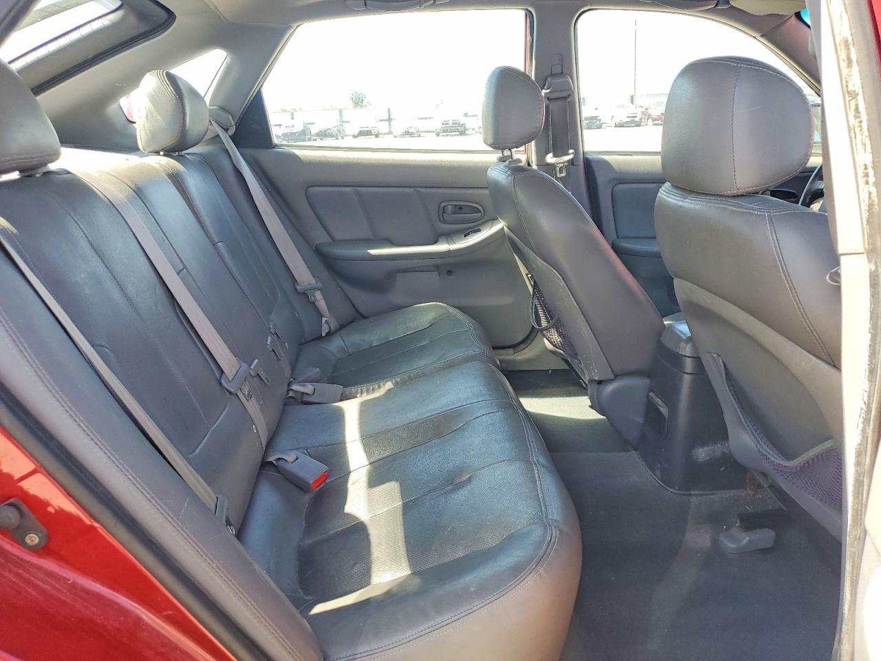 2005 Hyundai Elantra VIN KMHDN56D45U136637 photo 10