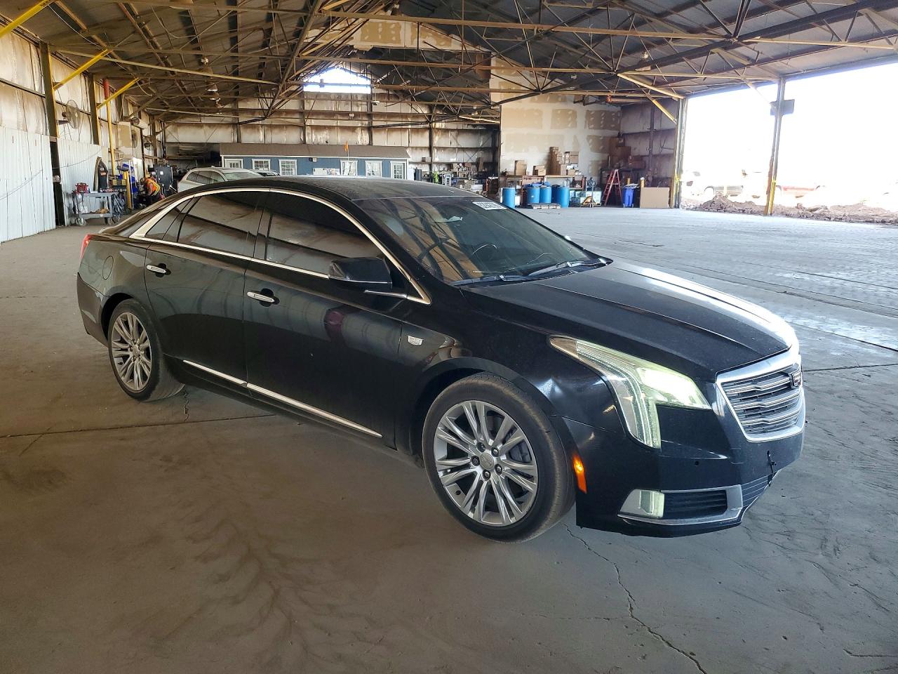 2018 Cadillac Xts VIN 2G61M5S32J9144754 photo 4