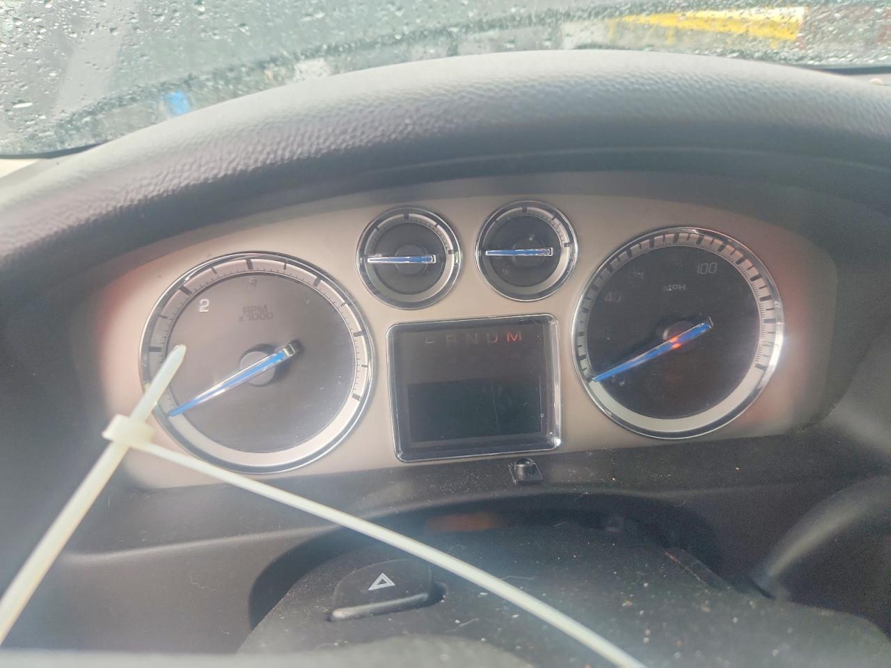 2011 Cadillac Escalade VIN 1GYS4HEF6BR127952 photo 9