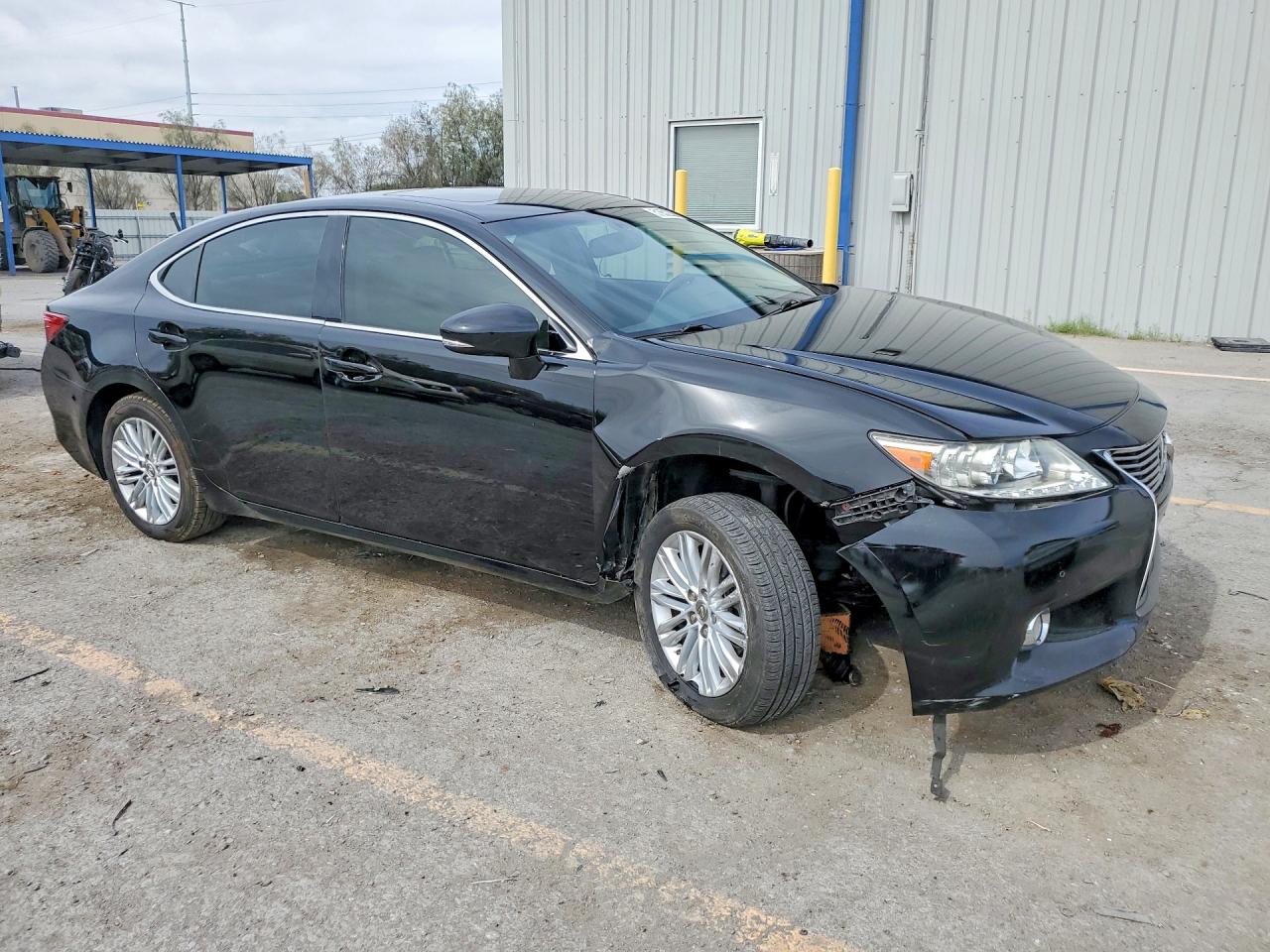 2013 Lexus ES350 VIN JTHBK1GG3D2077143 photo 4