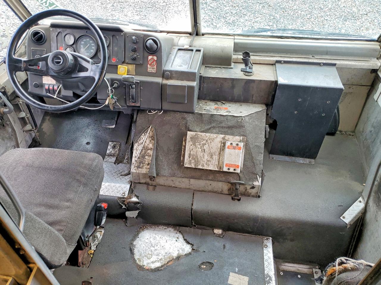 2000 FREIGHTLINER All other VIN 4UZA4FF41YCF81362 photo 8