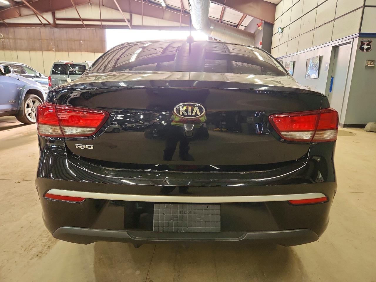 2021 Kia Rio VIN 3KPA24AD4ME400793 photo 6
