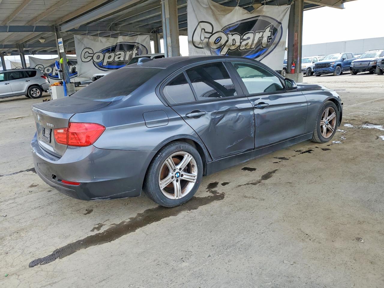 2013 BMW 3 series VIN WBA3C1C58DF439240 photo 3