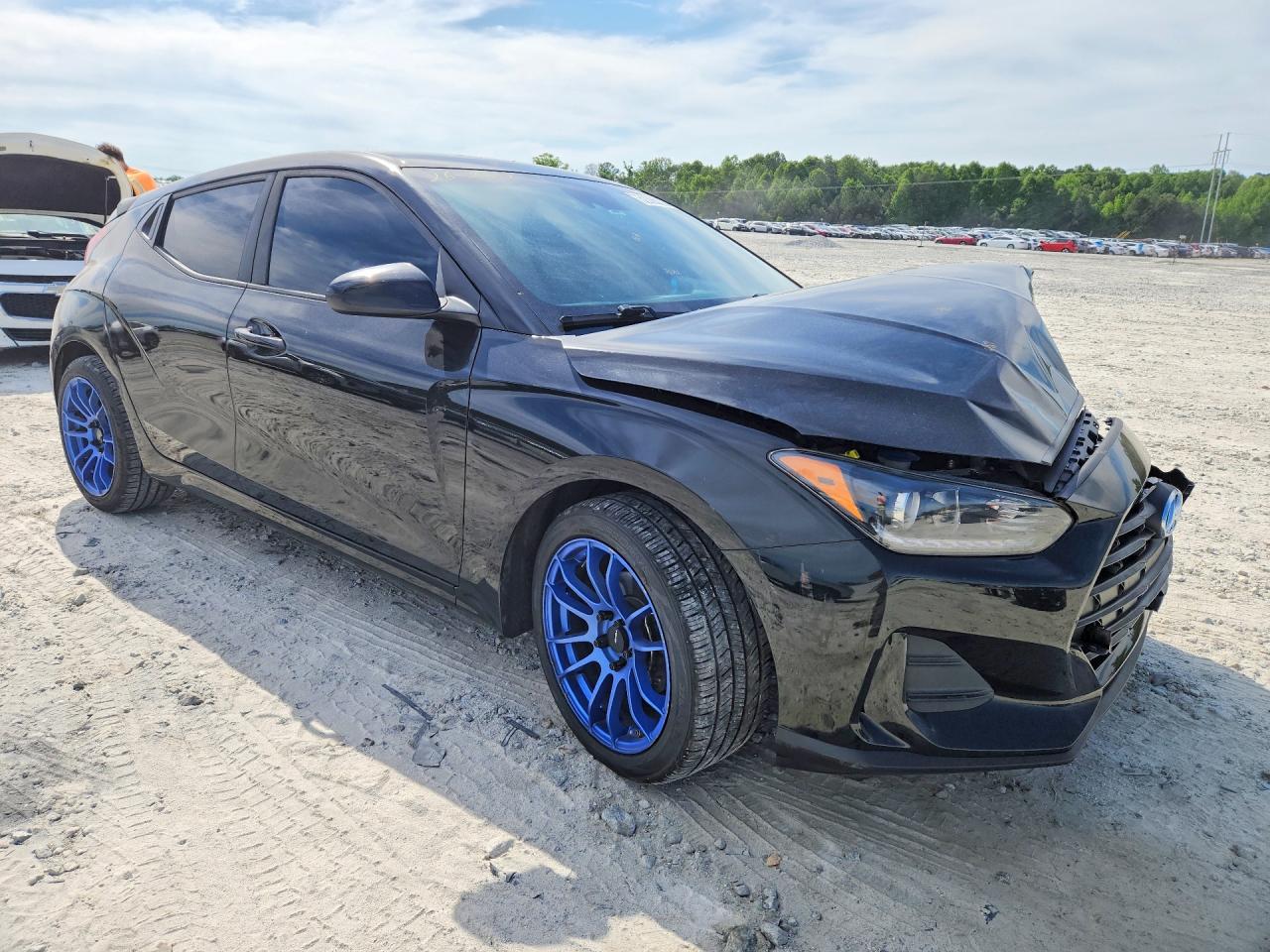 2020 Hyundai Veloster VIN KMHTG6AF2LU021942 photo 4