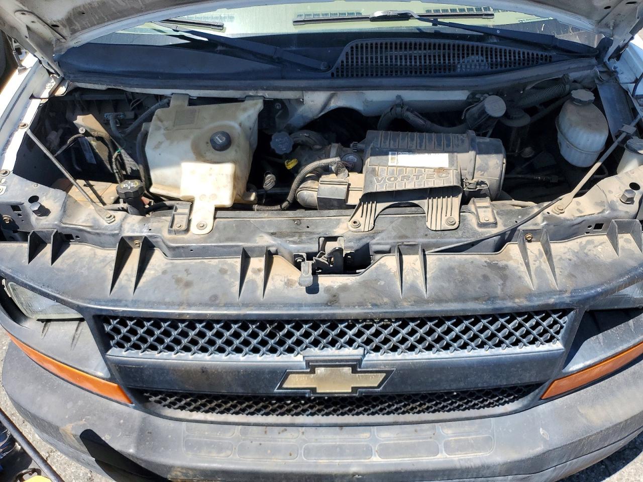 2007 CHEV Express VIN 1GCGG25V271223770 photo 12