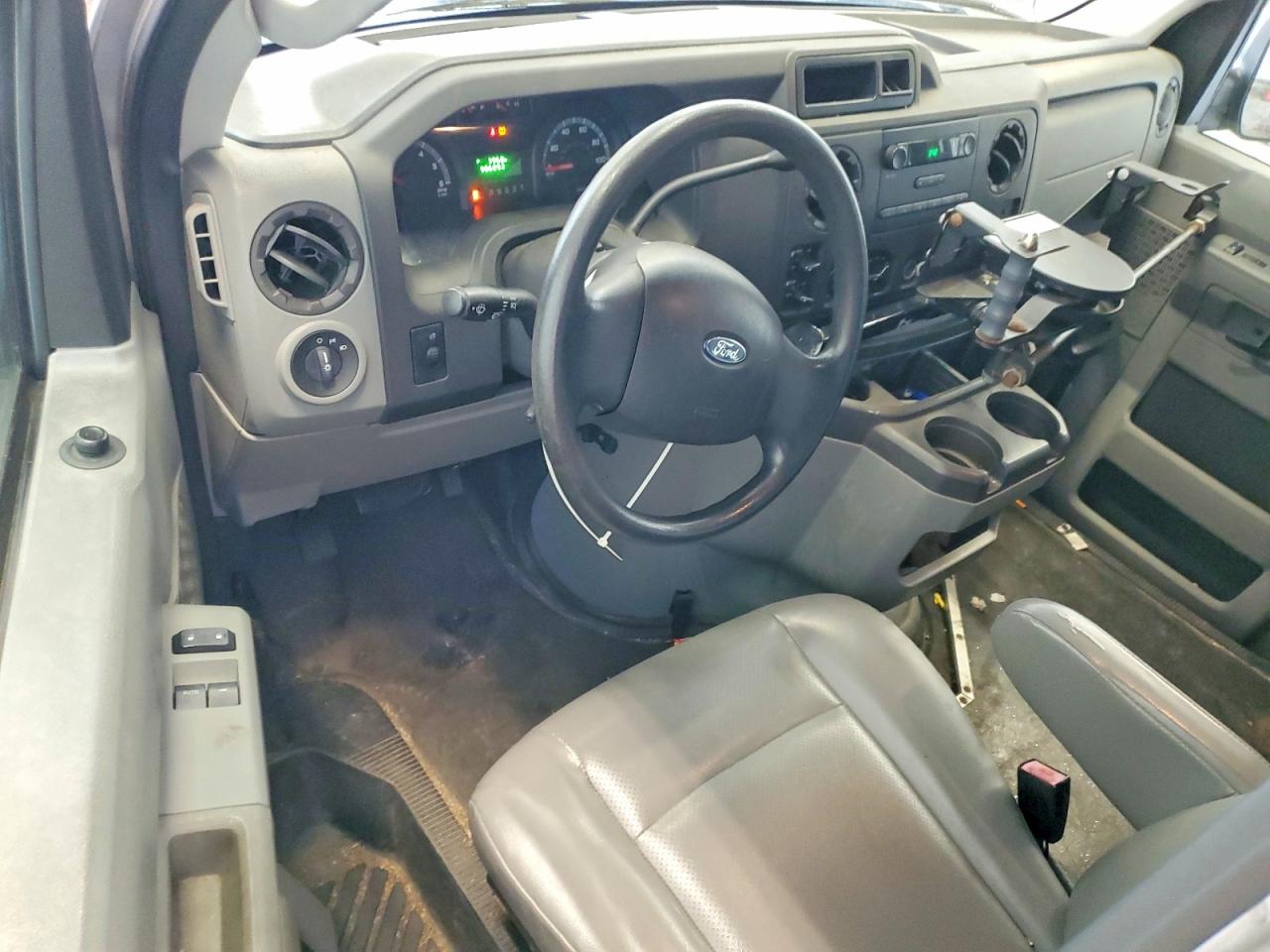 2011 Ford Econoline VIN 1FTCE2EL2BDA55381 photo 8