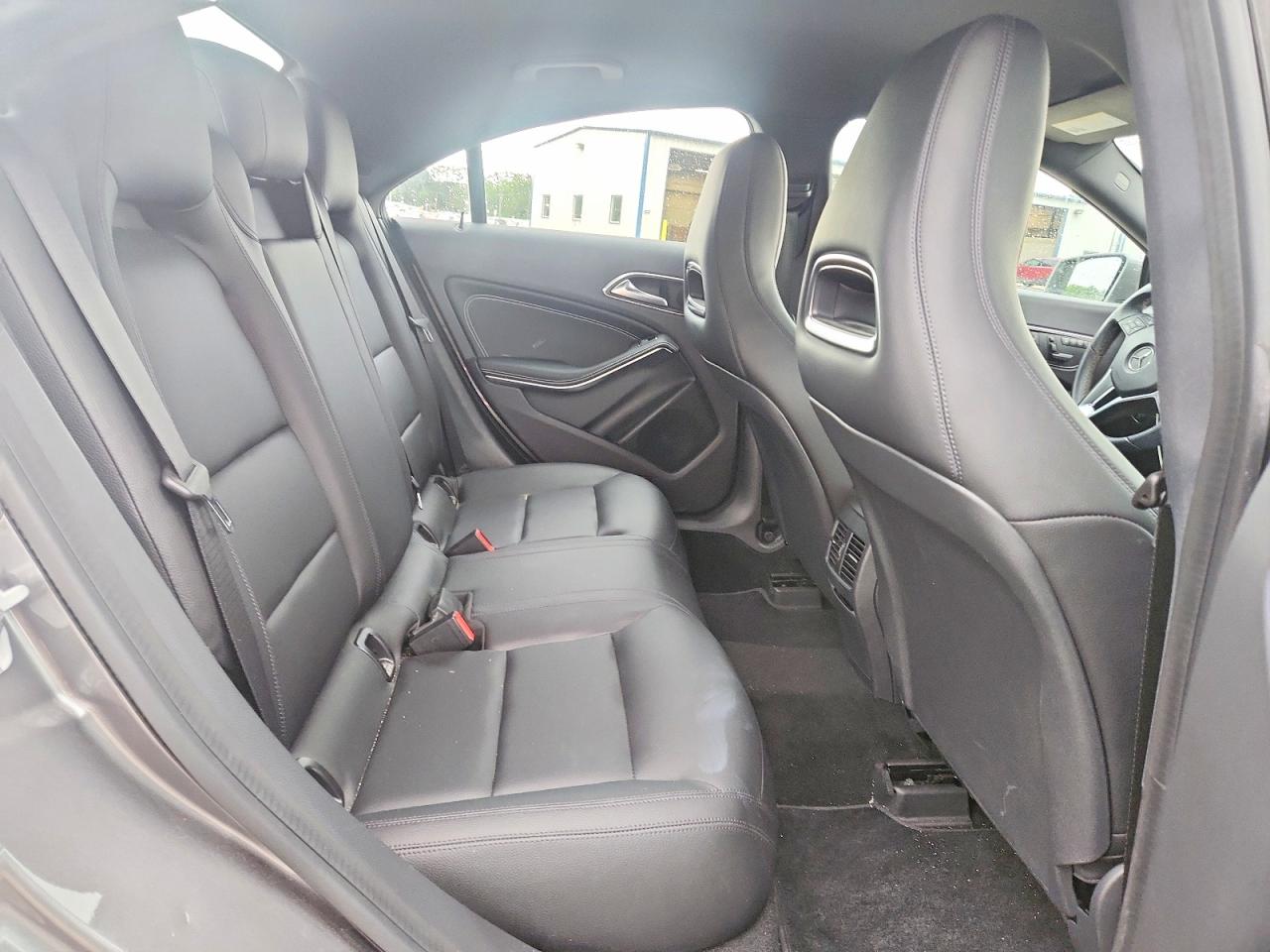 2014 Mercedes-Benz Cla-class VIN WDDSJ4EB4EN040430 photo 10