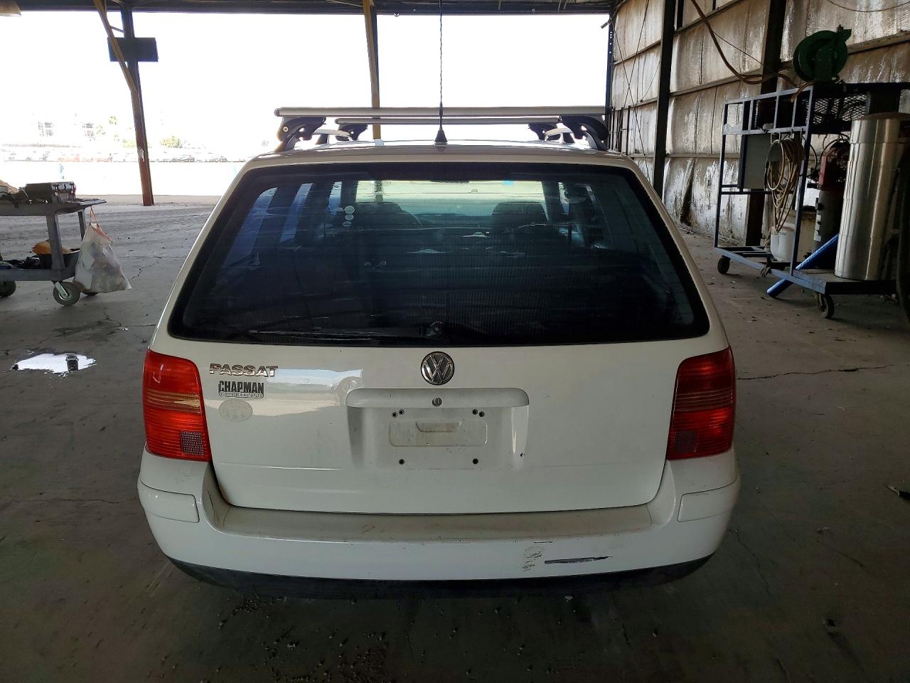 2001 Volkswagen Passat VIN WVWHC63B21E034696 photo 6