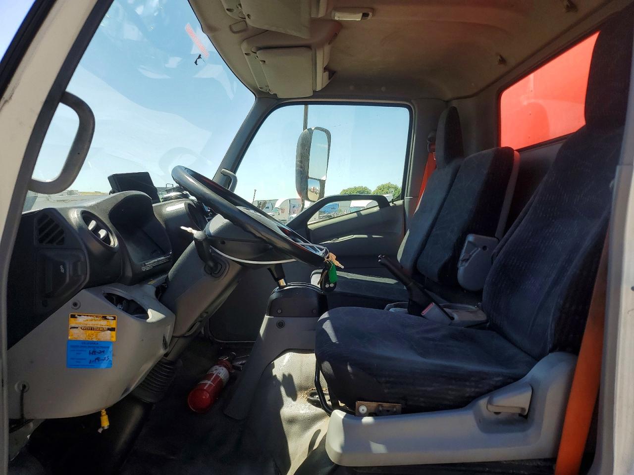2017 HINO All other VIN JHHSDM2H6HK005868 photo 7