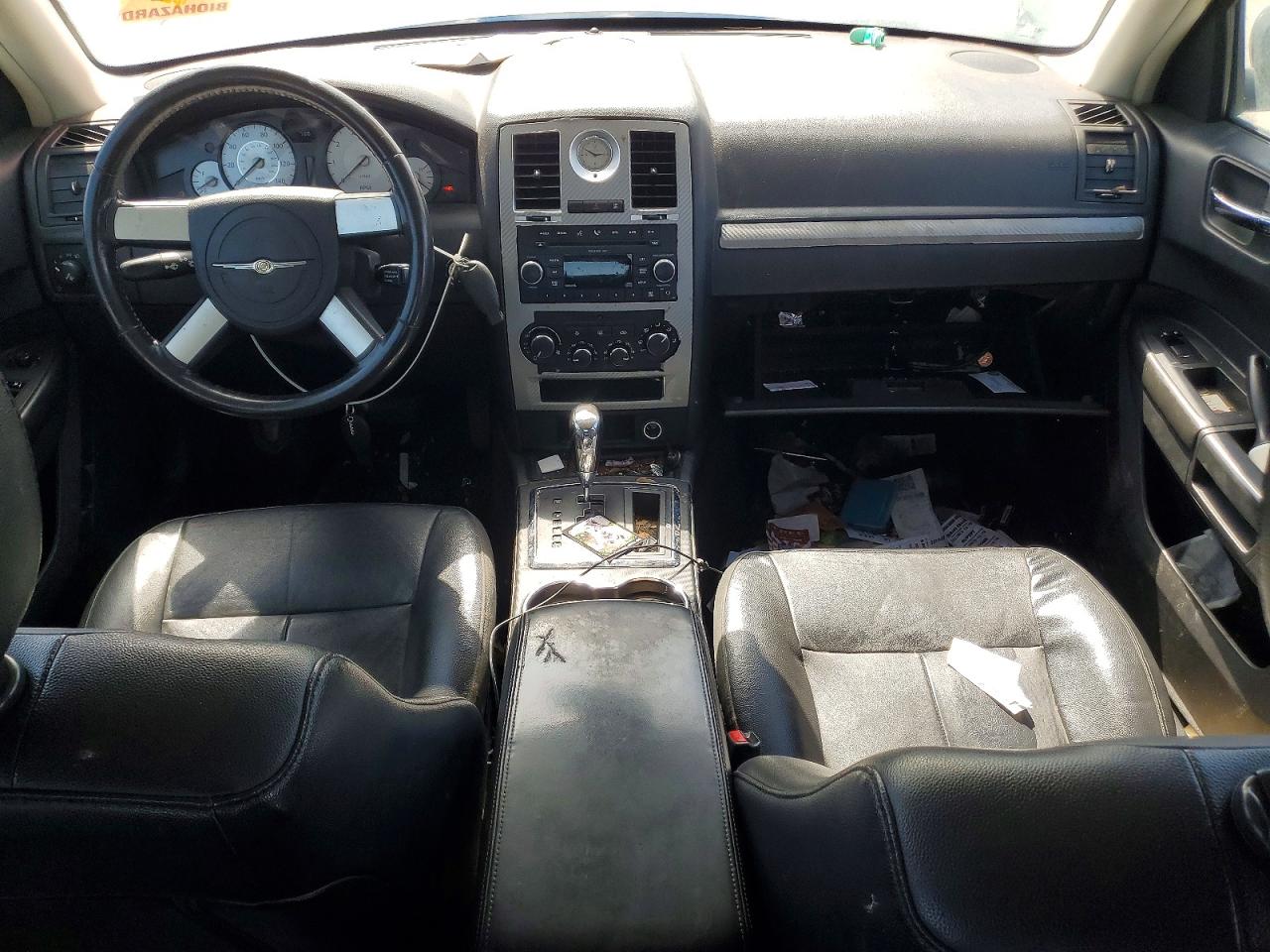 2009 Chrysler 300 VIN 2C3LA53V49H564259 photo 8