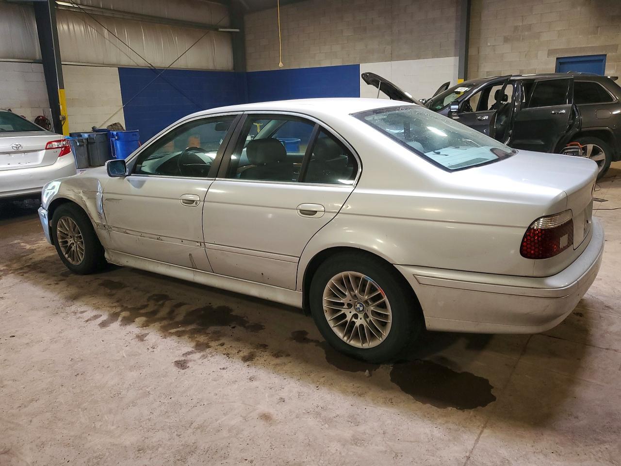 2001 BMW 5 series VIN WBADT634X1CF14349 photo 2