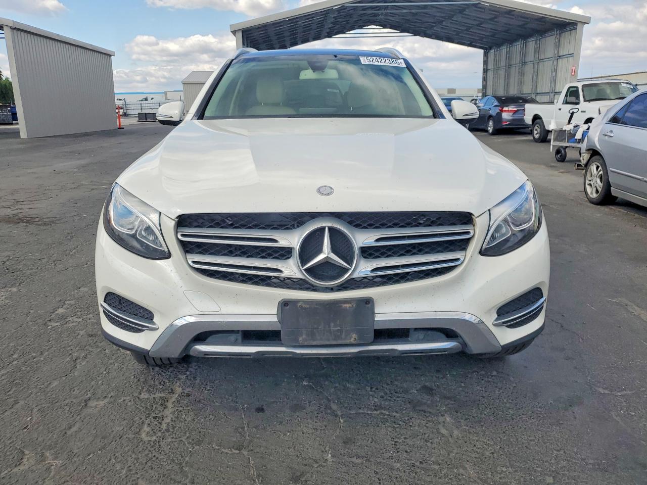 2017 Glc class VIN WDC0G4KB7HF235807 photo 5