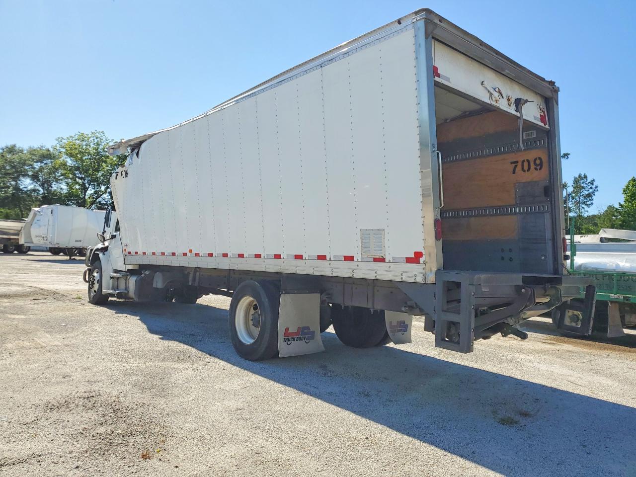 2022 FREIGHTLINER All other VIN 1FVACWFC1NHNP4457 photo 2