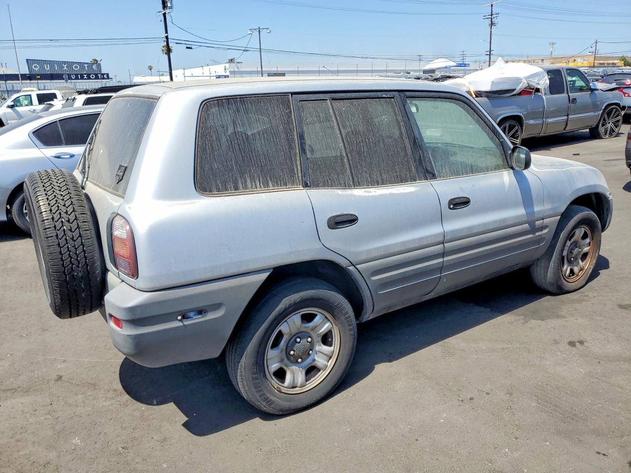 1998 TOYT Rav4 VIN JT3GP10V1W0019746 photo 3