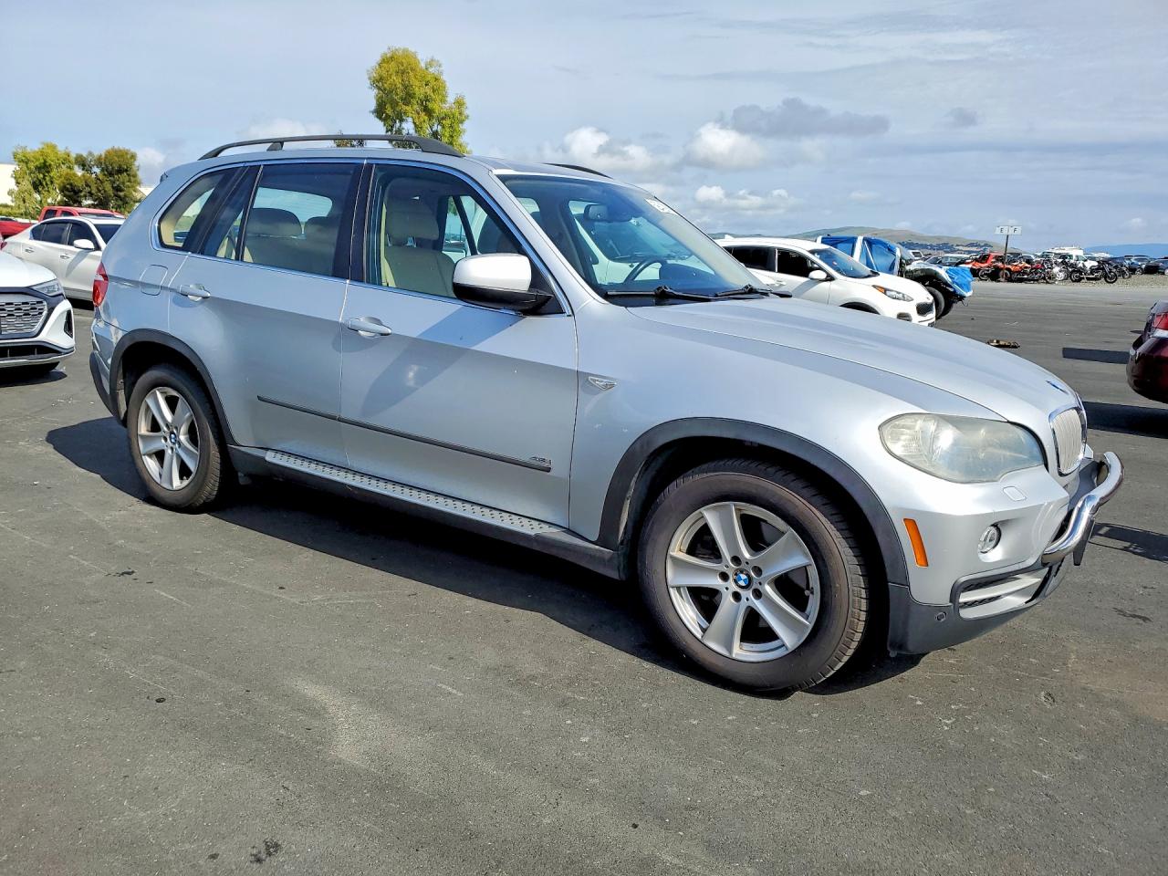 2007 BMW X5 VIN 5UXFE83517LZ38808 photo 4