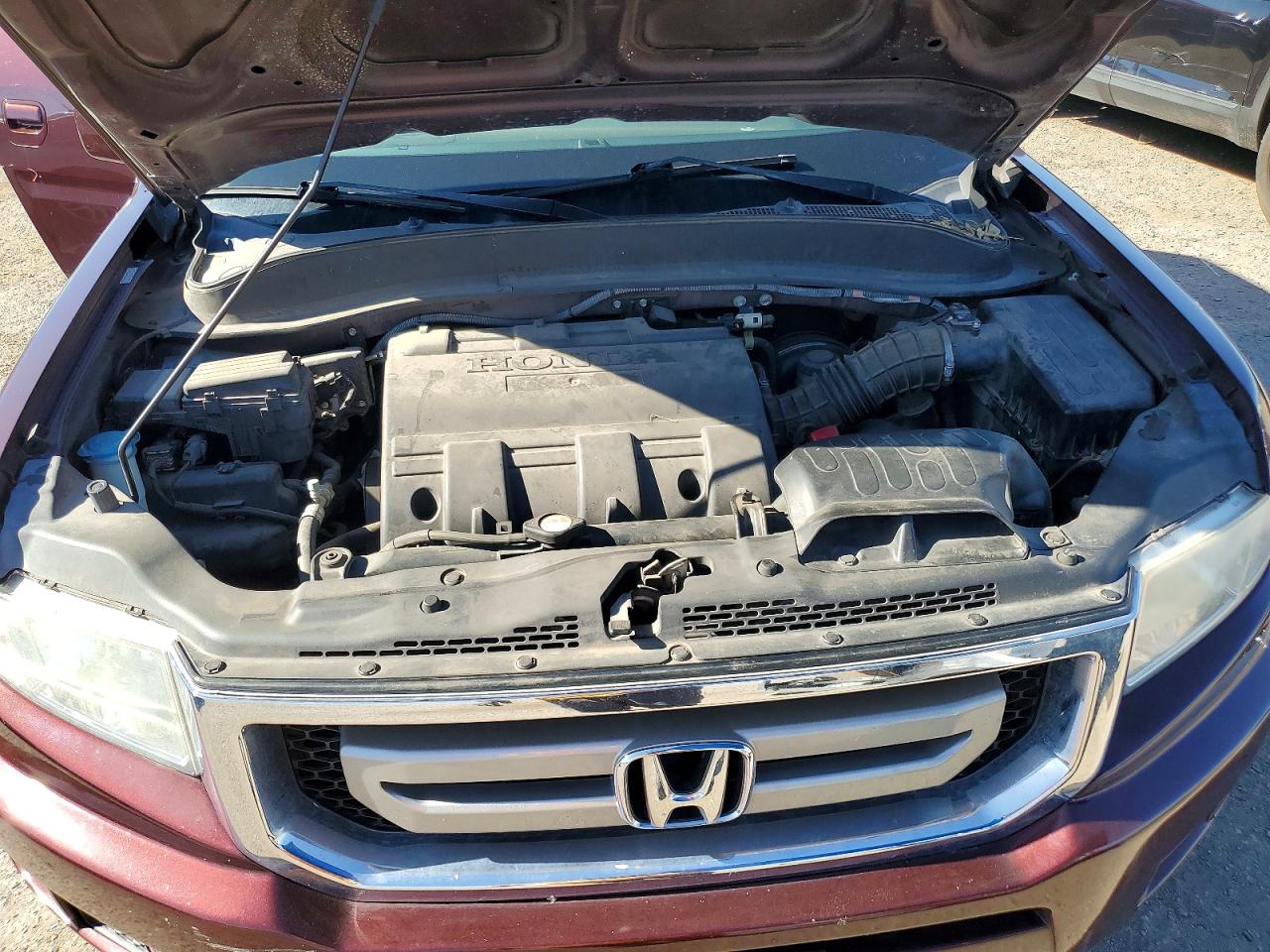 2011 Honda Ridgeline VIN 5FPYK1F41BB010965 photo 11