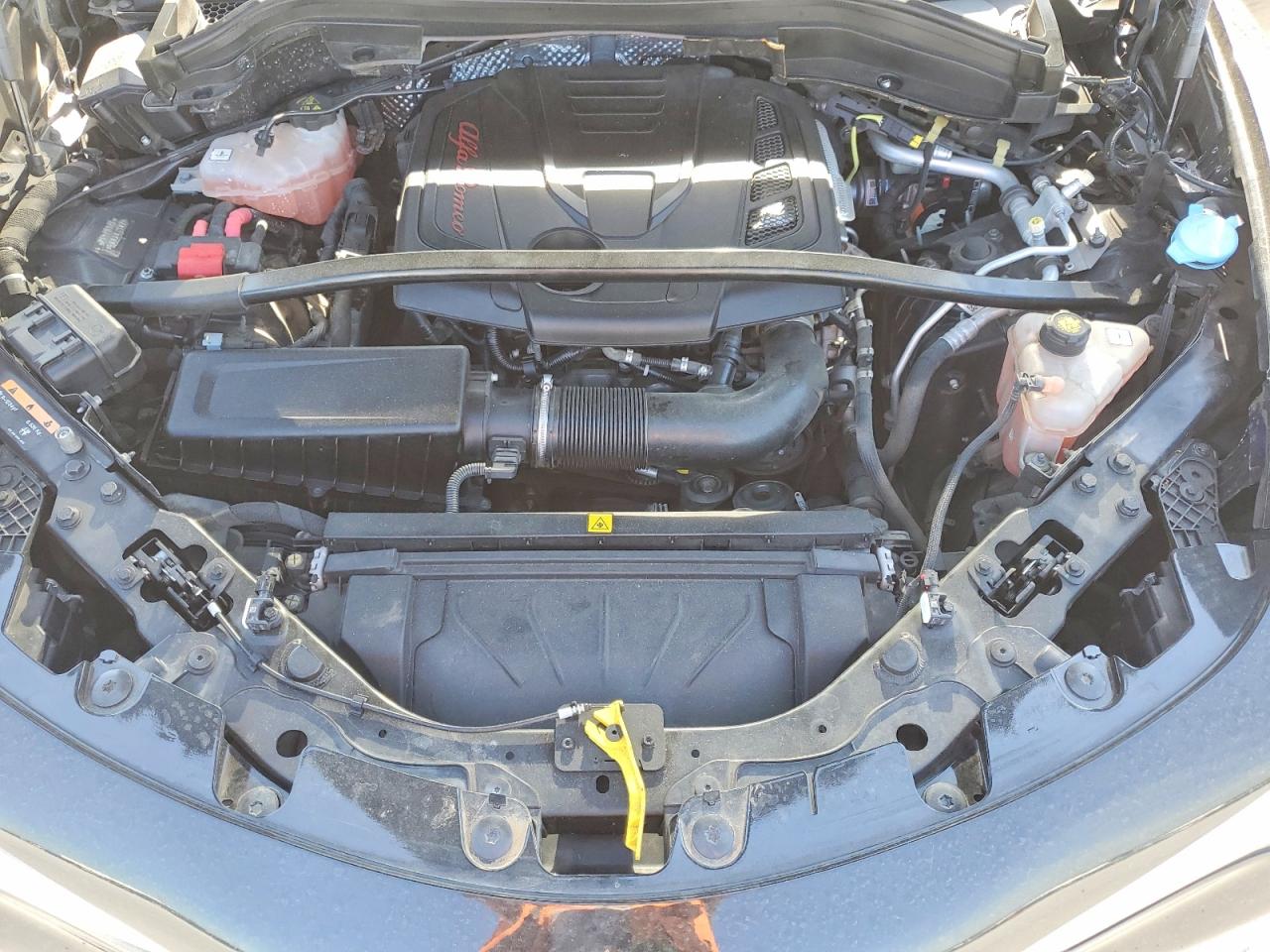 2018 Alfa Stelvio VIN ZASFAKAN3J7C07432 photo 12
