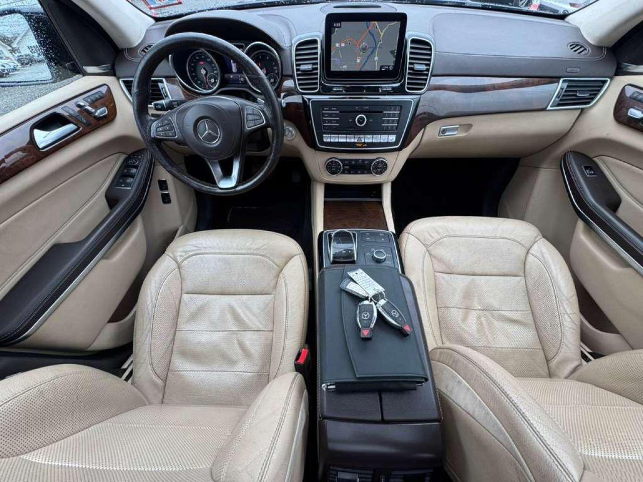 2018 Mercedes-Benz Gls-class VIN 4JGDF7DE1JB117151 photo 9