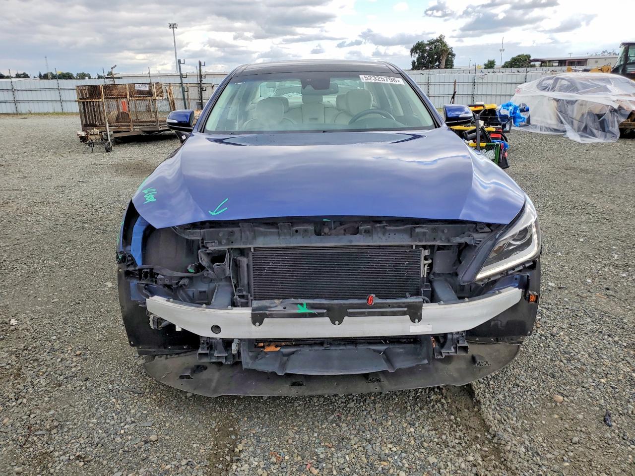 2016 Hyundai Genesis VIN KMHGN4JEXGU138984 photo 5