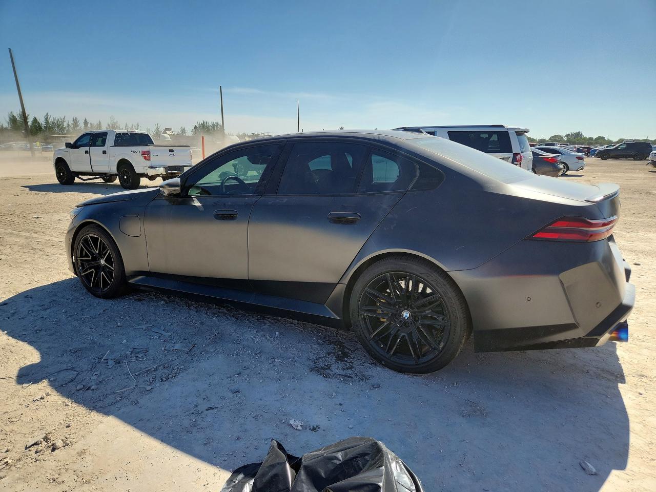 2025 BMW M5 VIN WBS83FK08SCU45123 photo 2
