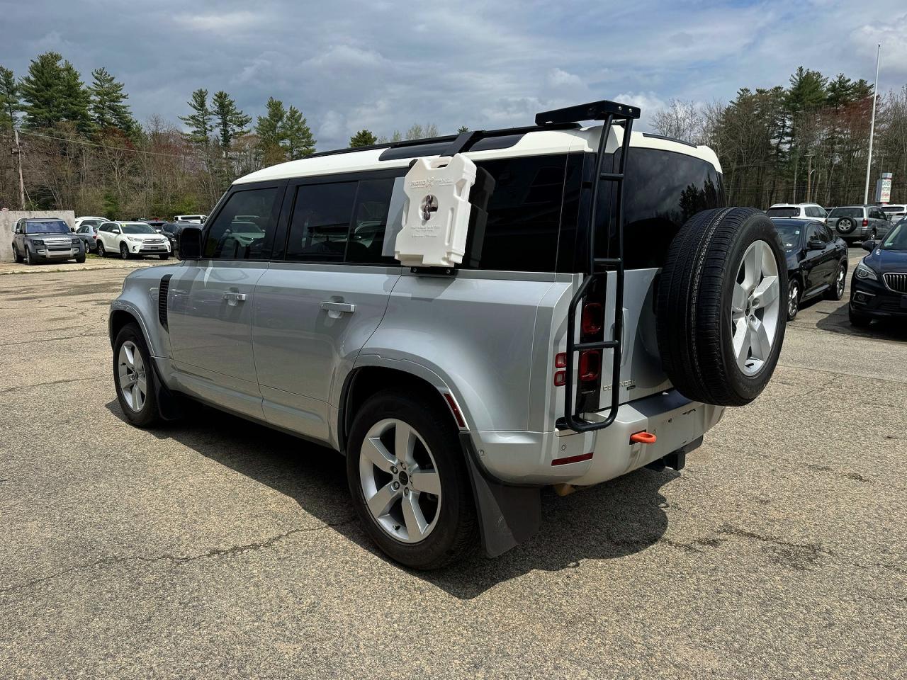 2022 LAND Defender VIN SALEW7RU6N2097910 photo 3