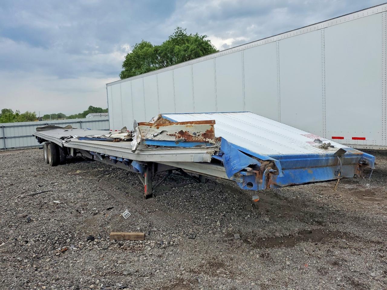 2007 UTILITY Dry freigh VIN 1UYTS25387A921801 photo 1