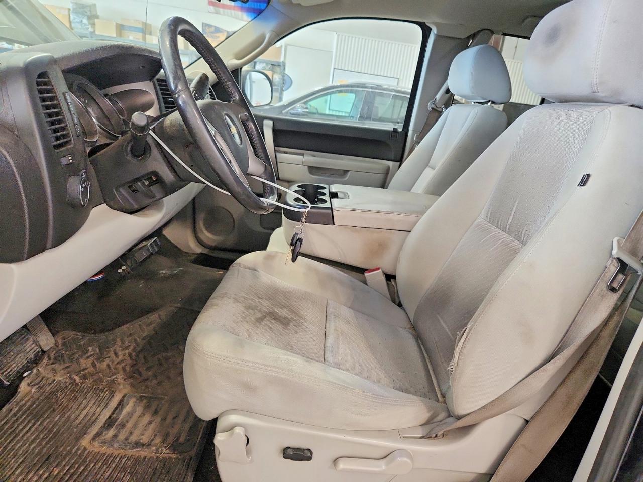 2011 CHEV Silverado VIN 1GCRKSE37BZ269465 photo 7
