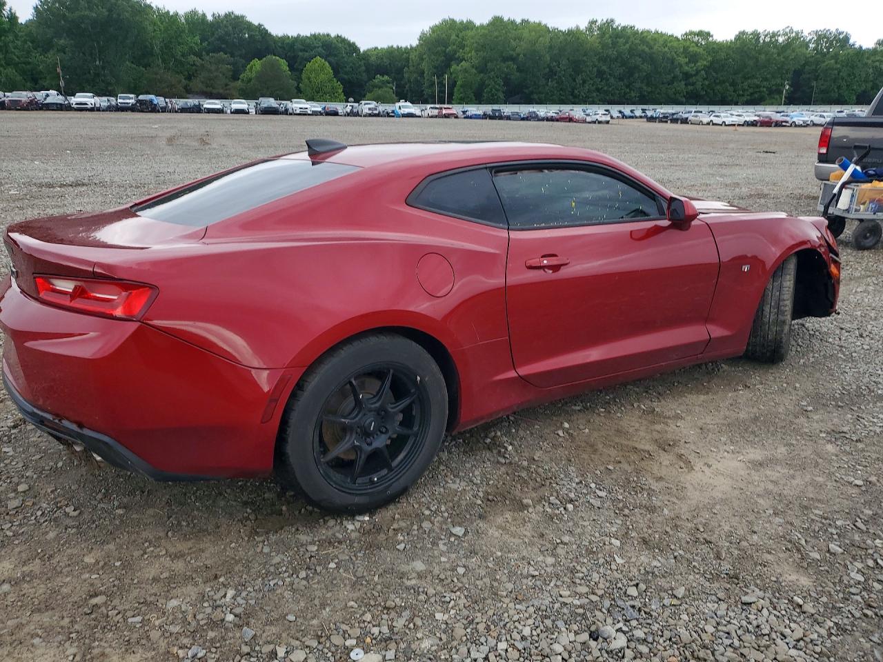 2018 Chevrolet Camaro VIN 1G1FB1RS3J0142657 photo 3