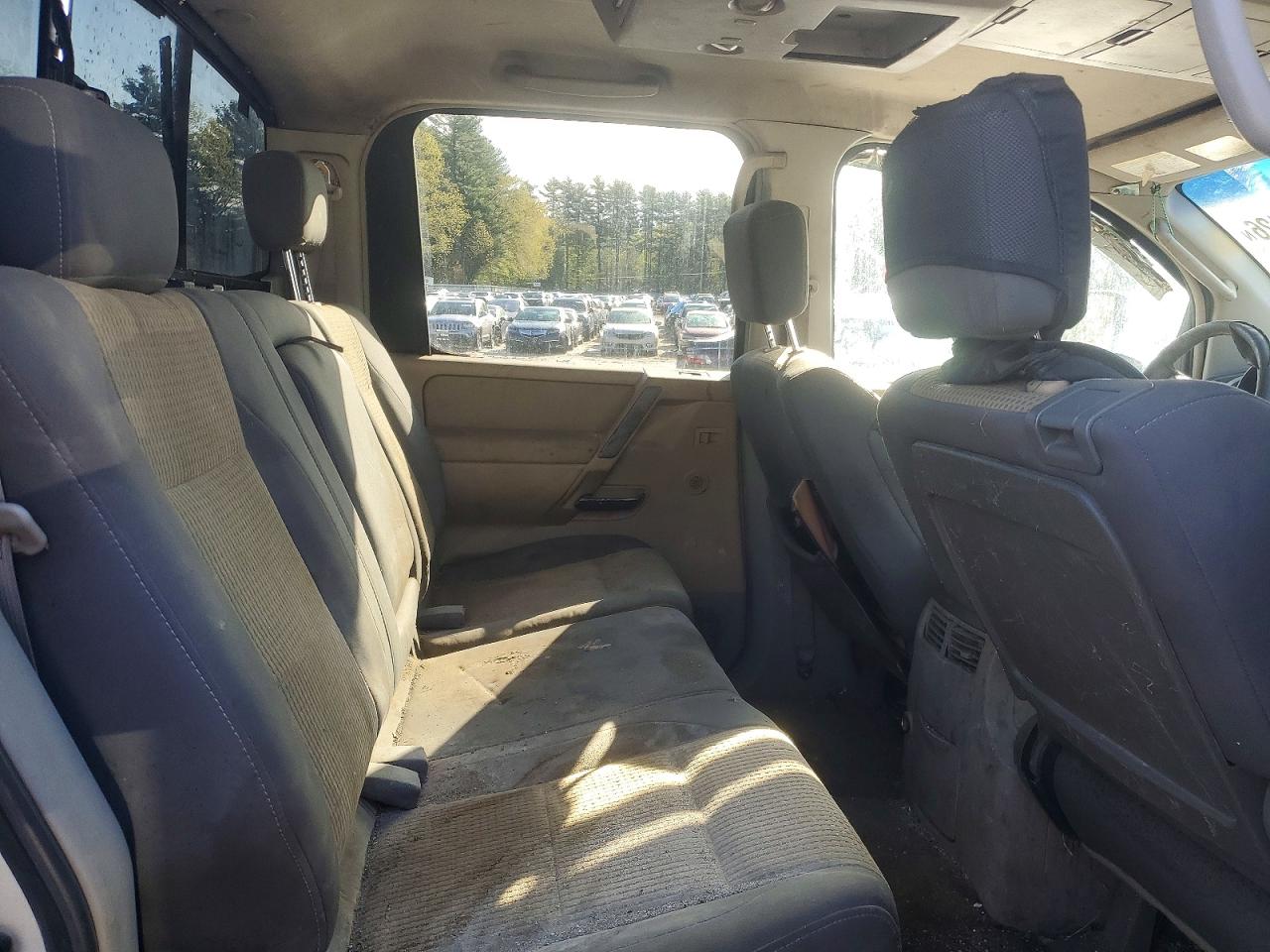 2004 Nissan TITAN VIN 1N6AA07B14N518990 photo 10