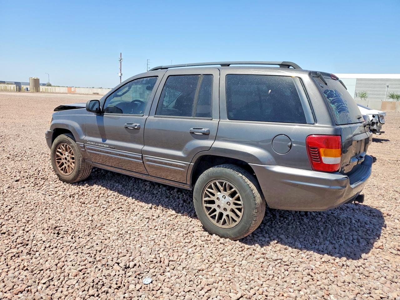 2004 Jeep Cherokee VIN 1J8GX58N84C406760 photo 2