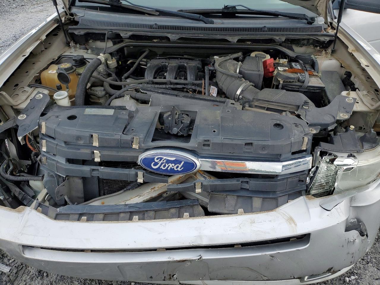 2011 Ford Flex VIN 2FMGK5BC9BBD17883 photo 11