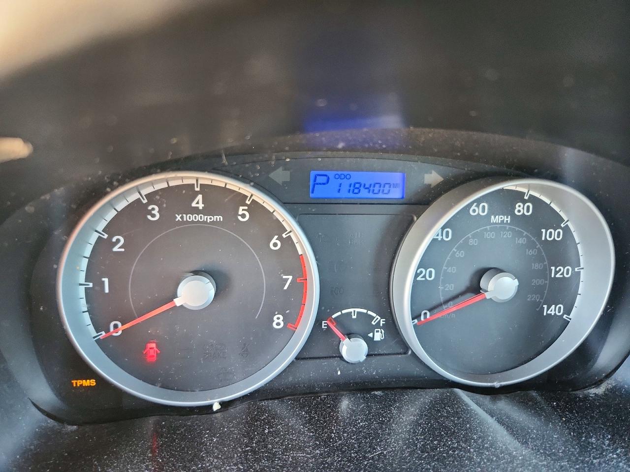 2011 Hyundai Accent VIN KMHCN4AC5BU553328 photo 9
