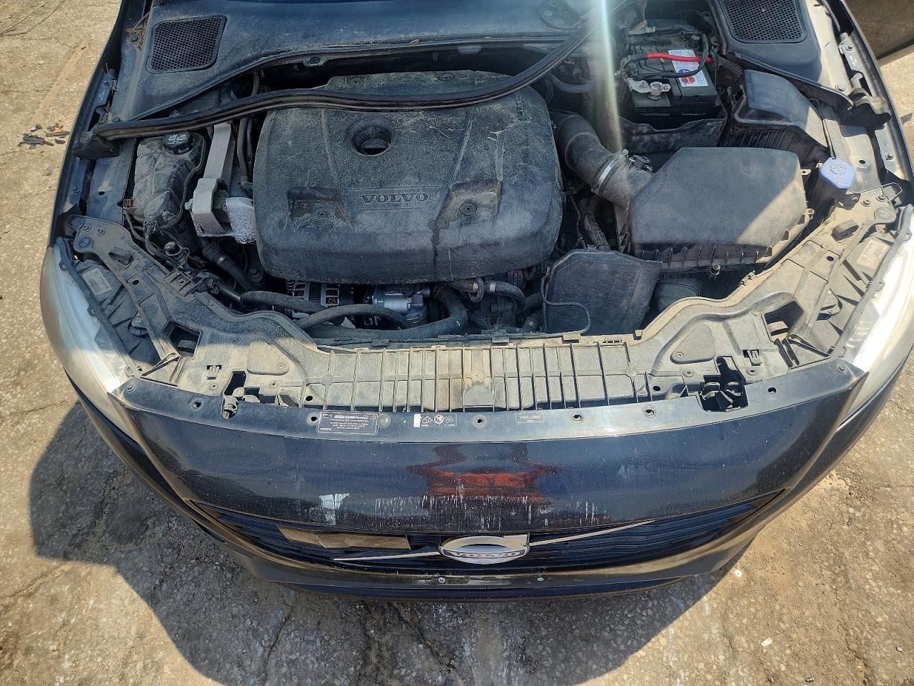 2018 VOLVO V60 VIN YV140MELXJ2389290 photo 11