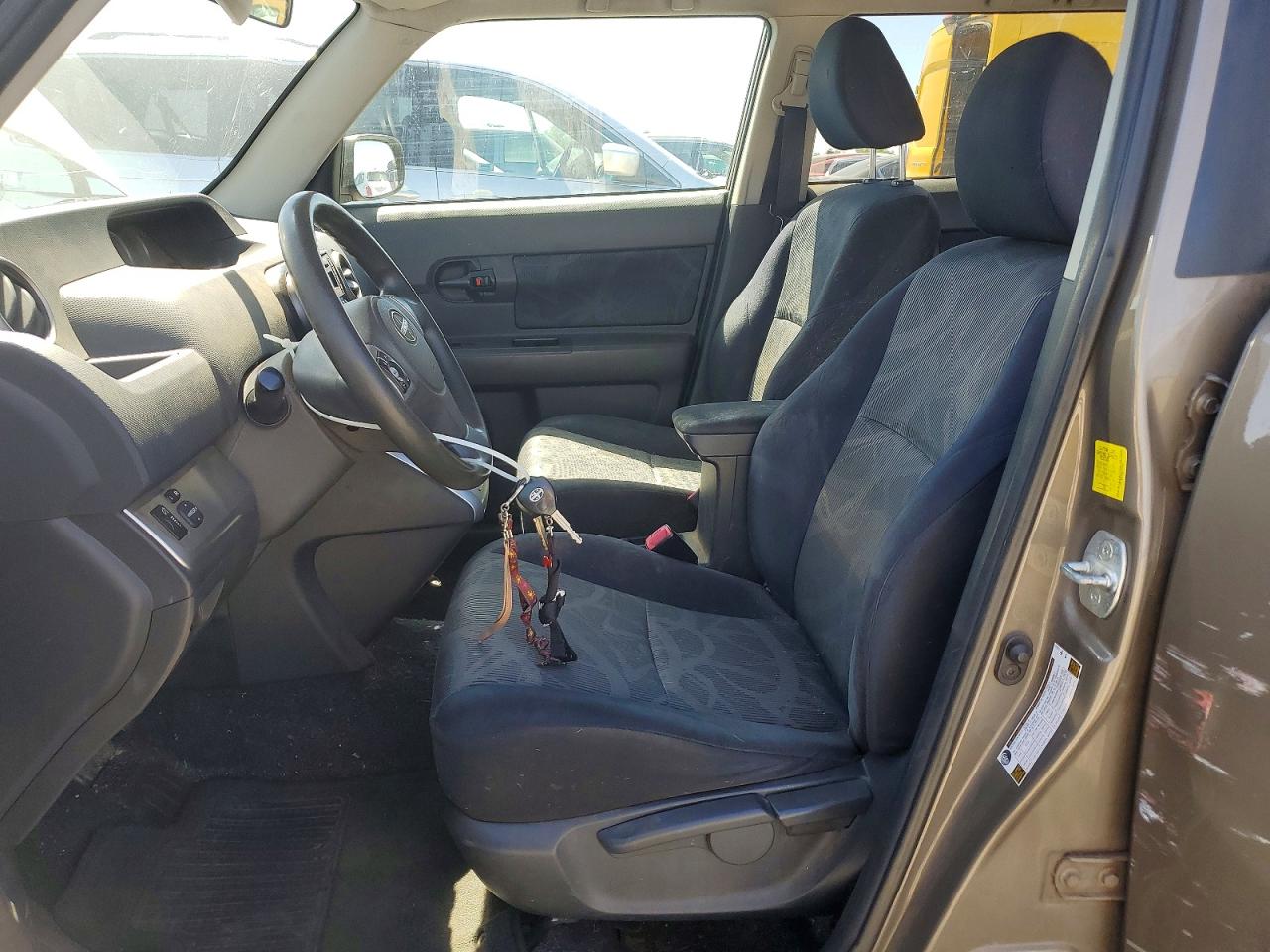 2011 Toyota Scion VIN JTLZE4FE6B1138307 photo 7
